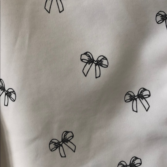 Button up women’s shirt - Picture 3 of 4